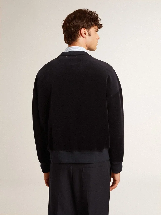 Black crew neck sweatshirt with embroidered lettering