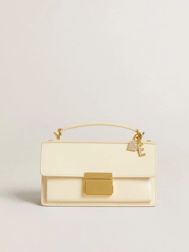 Letter E charm in gold-colored brass with crystals