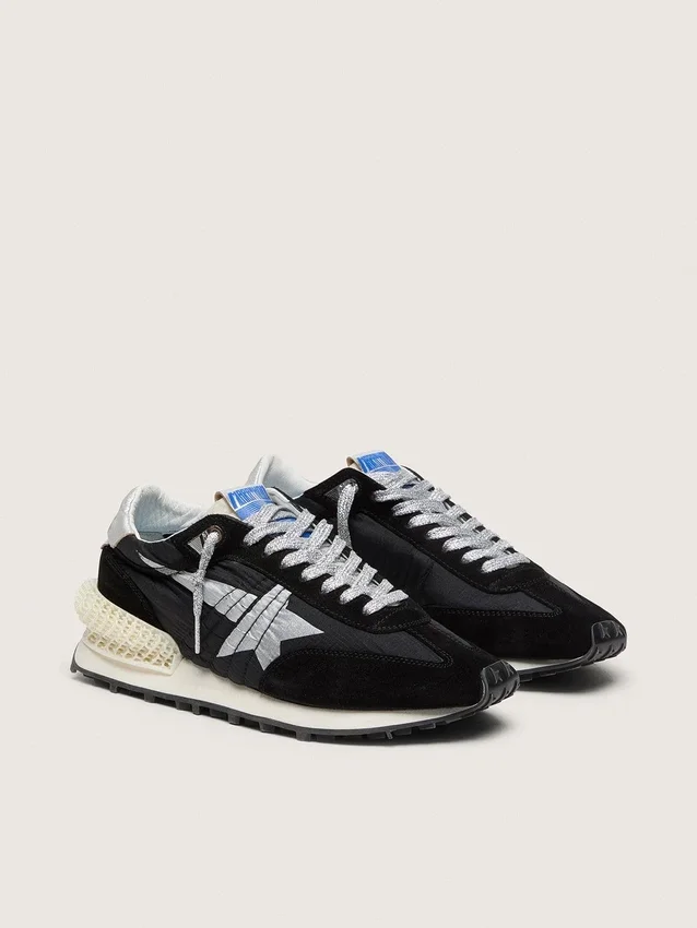 Women’s Marathon with black ripstop nylon upper and silver star
