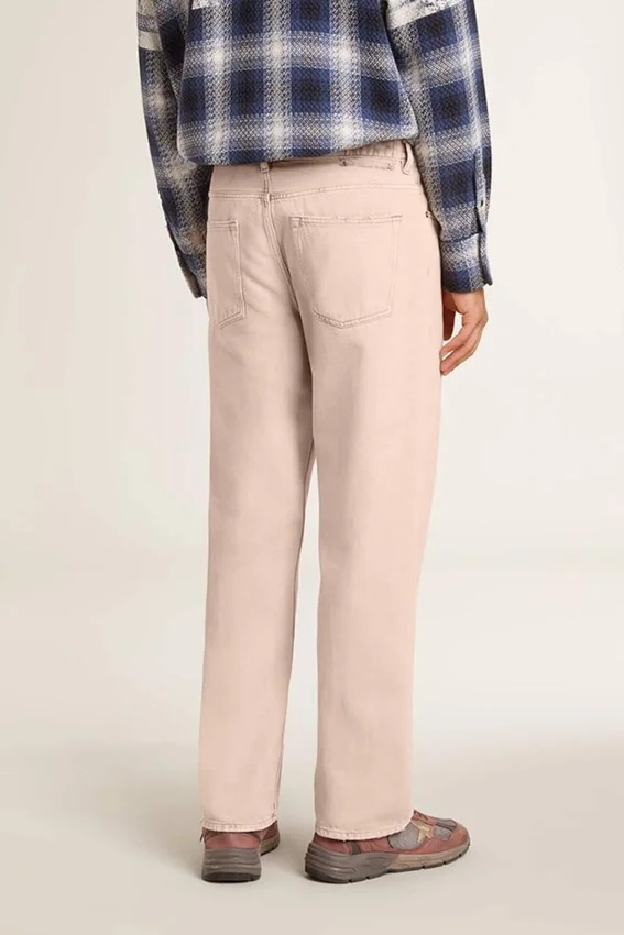 Men's pink dyed jeans