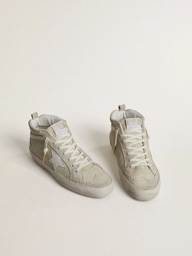 Mid Star in light gray suede with white leather star