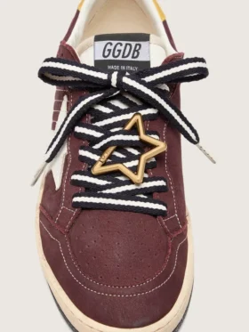 Skins black and white laces with star-shaped snap hook