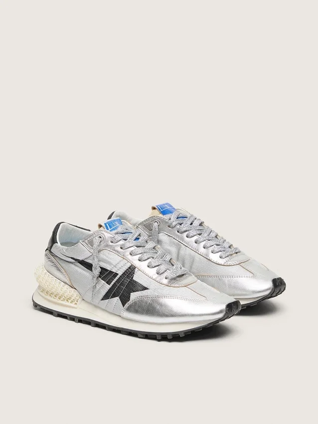 Men’s Marathon with silver ripstop nylon upper and black star