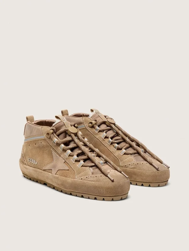 Women's Mid Star Ski in caramel suede with nubuck star and suede heel tab