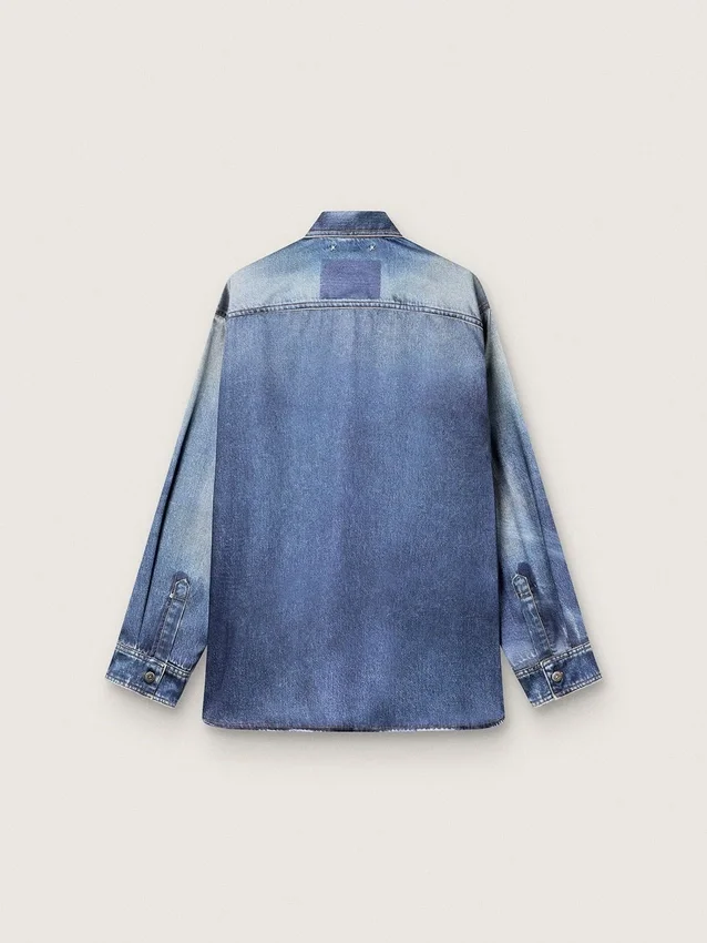 Women's oversized shirt with a lived-in denim effect
