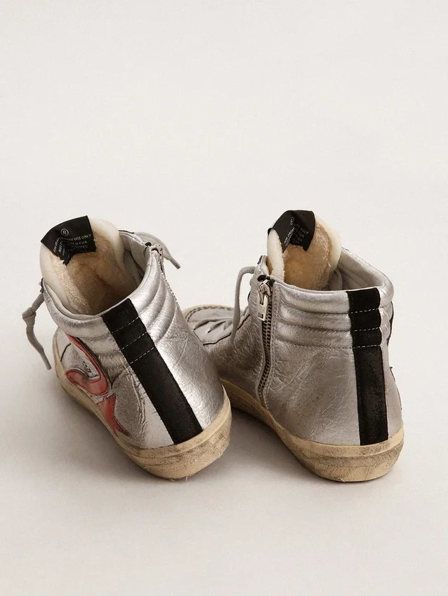 Women’s Slide with silver metallic leather upper and red metallic leather flash