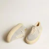 Women’s Space-Star shoes in ice-gray suede with shearling lining