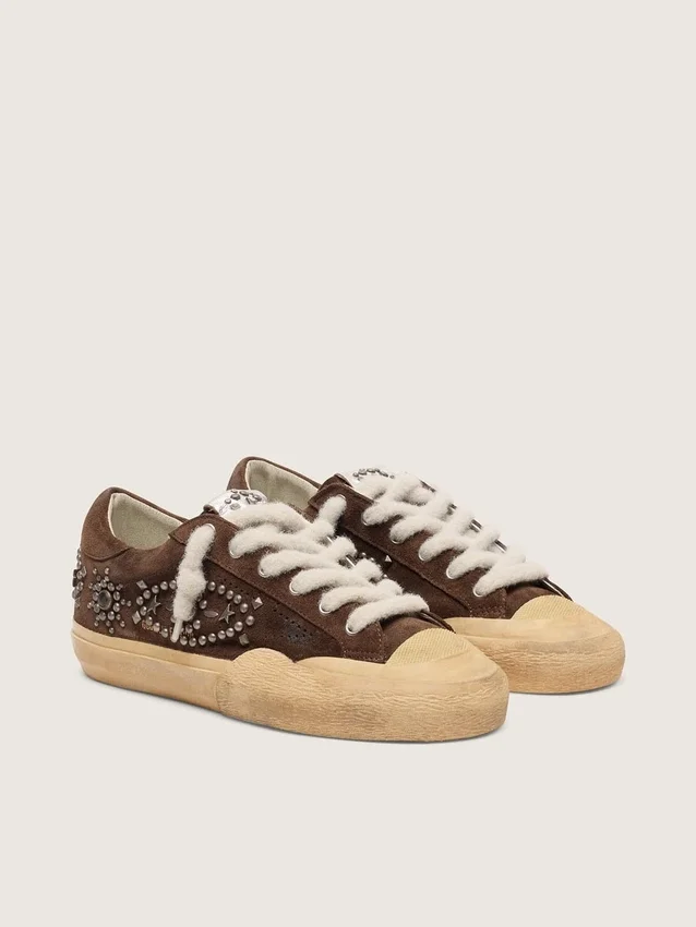Men's Super-Star Penstar in brown suede with studs