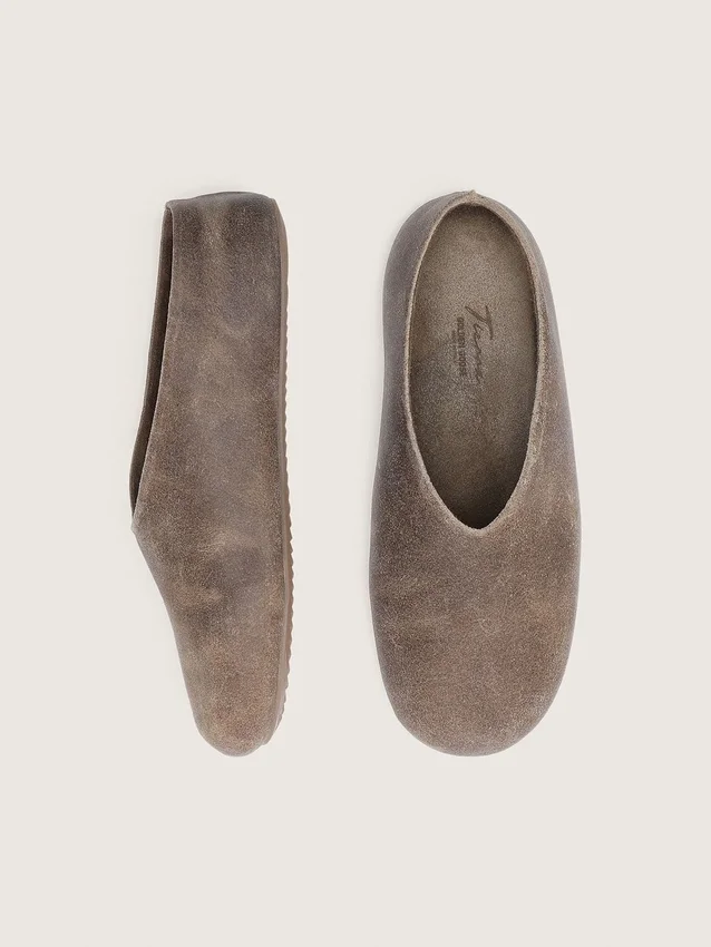 Women’s Tierra in khaki suede
