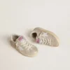 Young Super-Star in sand-colored laminated-effect suede with white leather star